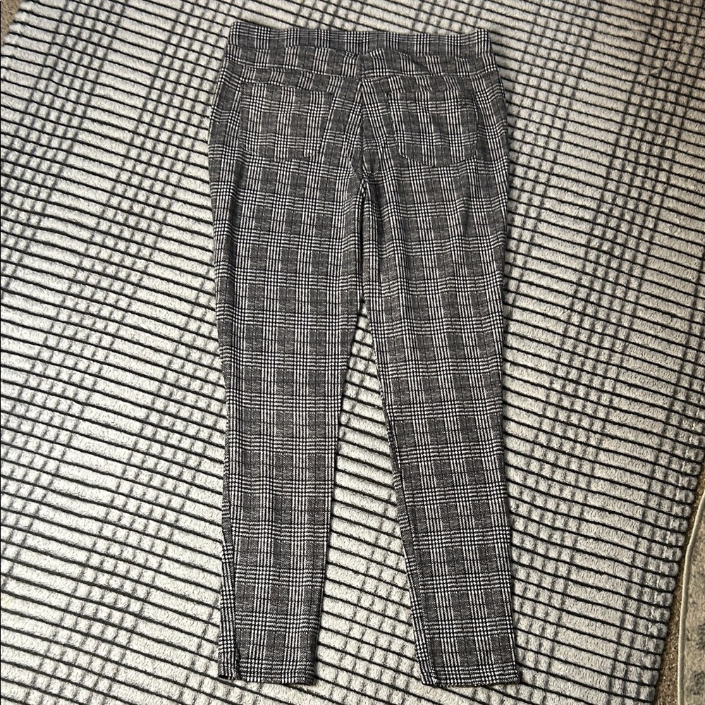 Women’s New Seven Plaid Leggings (L) - Picture 3 of 7